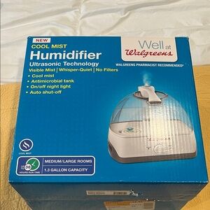 Well at Walgreens Cool Mist Humidifier - White